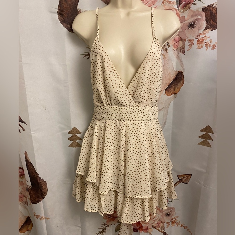 Size 4 Princess Polly romper​